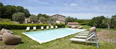 1631585tenuta-toscana