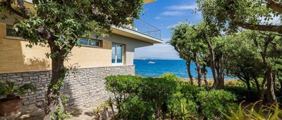 villa-fronte-mare-castiglioncello-03