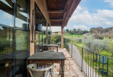 splendida-villa-vicino-siena71