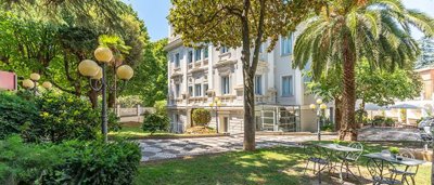 prestigious-hotel-near-rome-for-sale81