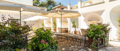 prestigious-hotel-near-rome-for-sale75