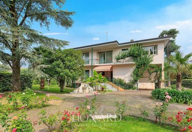 1 - Toscolano-Maderno, Property