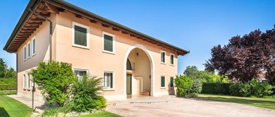 luxury-villa-in-veneto-for-sale75