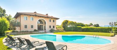 luxury-villa-in-veneto-for-sale47