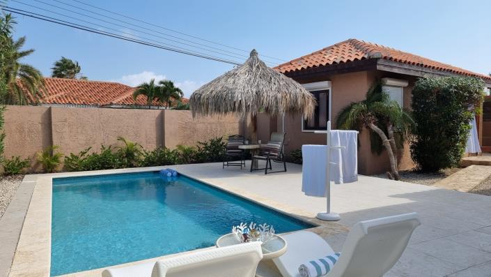 Image No.1-3 Bed Villa for sale