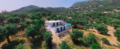 30-06-2023-villa-helios-website-drone-20-1-19