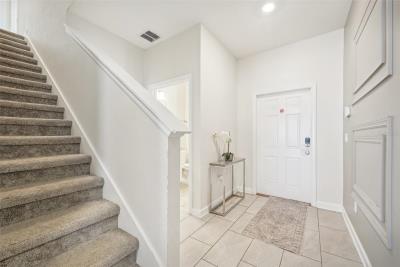 entry-foyer