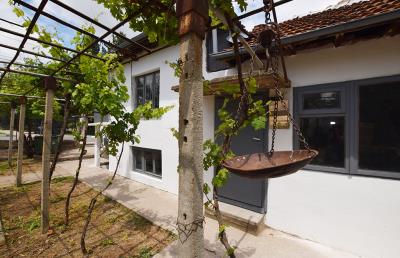 ruse-mowlem-real-estate-pay-monthly-borovo-station-house-5_52978379125_o