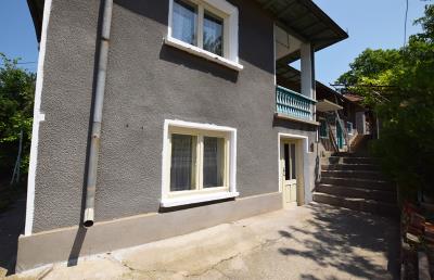 ruse-mowlem-real-estate-pay-monthly-karamanovo-orchard-house-6_52943802087_o