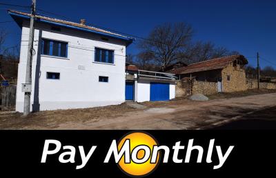 LEGACY-HOUSE-PAY-MONTHLY-MAIN-SIGN