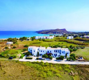 paros-gardens-view-to-the-sea-1