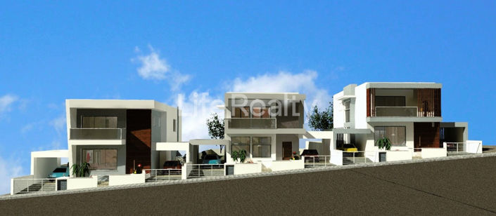 Image No.1-4 Bed House for sale