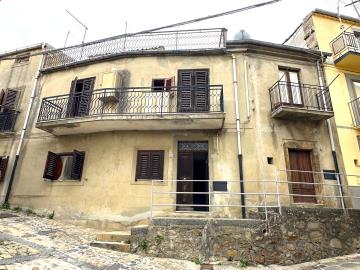 1 - Mistretta, Maison de ville