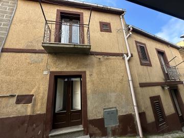 1 - Mistretta, Townhouse