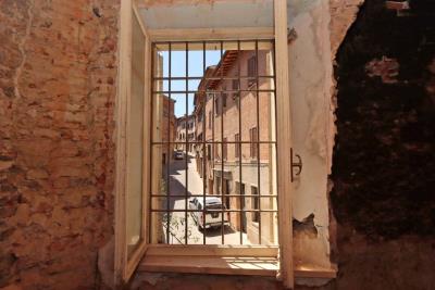 House_For_Sale_With_Garden_In_Torrita_Di_Siena--2-