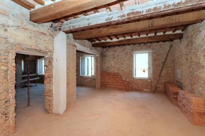 House_For_Sale_With_Garden_In_Torrita_Di_Siena--3-