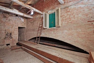 House_For_Sale_With_Garden_In_Torrita_Di_Siena--8-