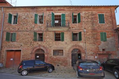 House_For_Sale_With_Garden_In_Torrita_Di_Siena--13-