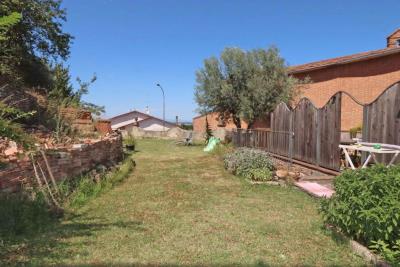 House_For_Sale_With_Garden_In_Torrita_Di_Siena--23-