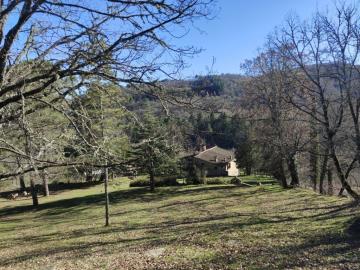 Casentino_Poppi_stone_built_villa_with_pool_for_Sale--14---FILEminimizer-