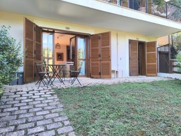 Castelmuzio_2_bedrooms_apartment_with_garden_for_sale--3-