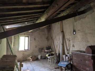 Montefollonico_independent_house_for_sale_to_restore--6-