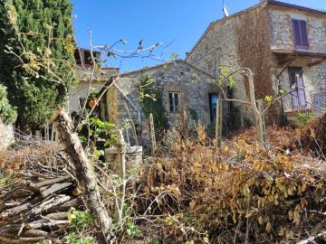 Montefollonico_stone_built_villa_to_restore_for_Sale--6---FILEminimizer-