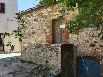 Montefollonico_stone_built_villa_to_restore_for_Sale--14---FILEminimizer-