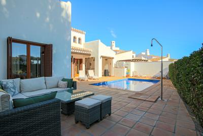 Beautiful-south-facing-frontline-golf-3-bed-2-bath-alcor-villa-on-El-Valle-Golf-Resort-29